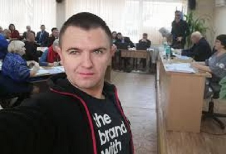 Свежие новости: Новогодний фуршет на 90 тысяч гривен недоедающим руководителям, а животные все равно помои поедят, — Александр Надьожа