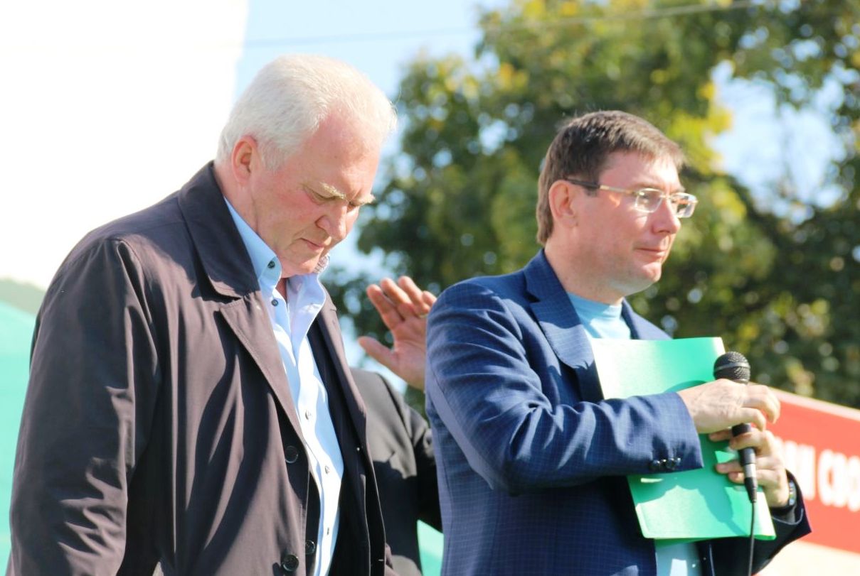 Свежие новости: Луценко стало стыдно перед Корнацким, за то, что он не может собрать урожай на чужих полях