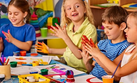 Свежие новости: Скандал в детсаду Мариуполя: воспитательница подарила детям розги