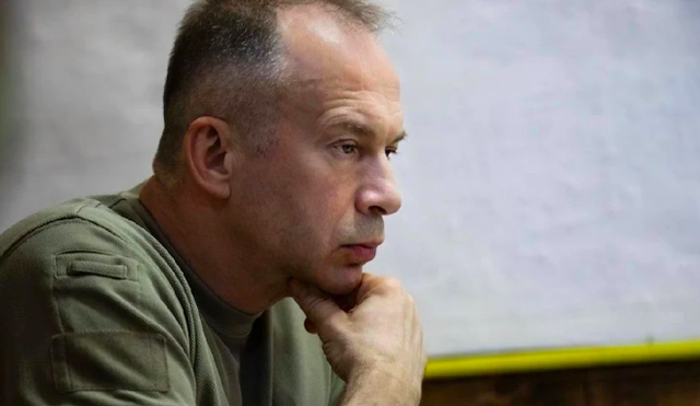 Свежие новости: Після звільнення Сирський вступив до докторантури і розмірковує над дисертацією