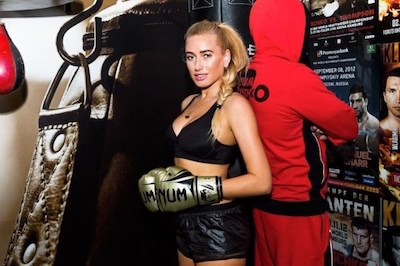 Свежие новости: Знаменитая украинская спортсменка снялась в соблазнительной фотосессии в музее Кличко