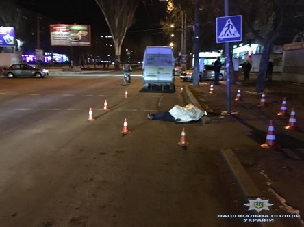 Свежие новости: В Николаеве под колесами маршрутки погиб пешеход