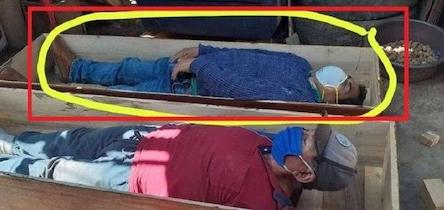 Свежие новости: Пьяный мэр залез в гроб и притворился умершим от коронавируса