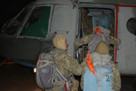 Свежие новости: Ночью в небо подняли 79-ю николаевскую отдельную десантно-штурмовую бригаду