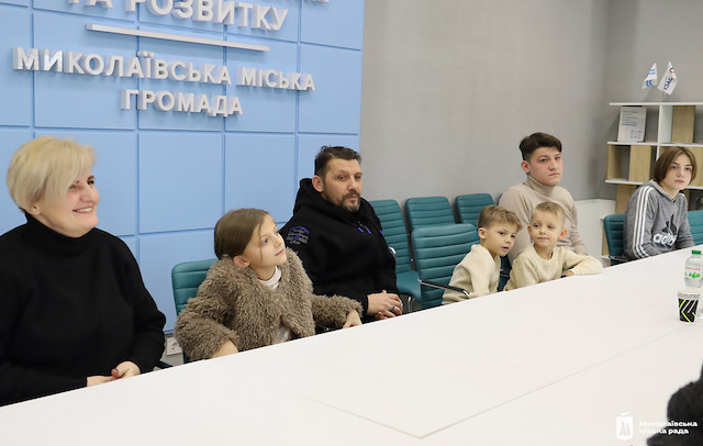 Свежие новости: Багатодітна родина з Миколаєва отримала власне житло за програмою «Турбота»