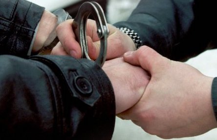 Фото новости: На Николаевщине мужчина грабил магазины и привлекал к этому несовершеннолетних Свежие новости: На Николаевщине мужчина грабил магазины и привлекал к этому несовершеннолетних