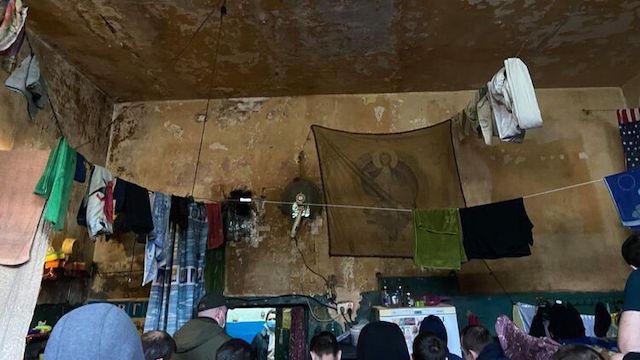 Свежие новости: В киевском СИЗО заключенные спят по очереди, а администрация не дает им даже звонить - Офис омбудсмена
