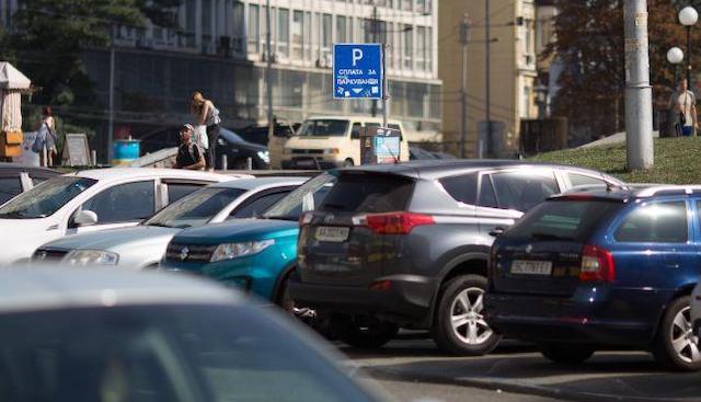 Свежие новости: Украинцам хотят разрешить фотографировать нарушения ПДД и получать за это деньги