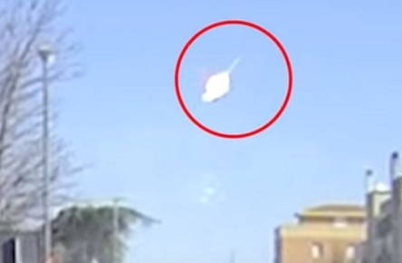 Свежие новости: ВИДЕО: Над Хорватией взорвался метеорит