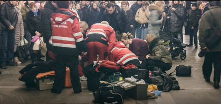Фото новости: ВИДЕО: В Киеве в метро умерла 9-летняя девочка : подробности Свежие новости: ВИДЕО: В Киеве в метро умерла 9-летняя девочка : подробности