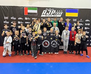Свежие новости: Миколаївські спортсмени з джиу-джитсу завоювали на змаганнях в Одесі 28 золотих медалей