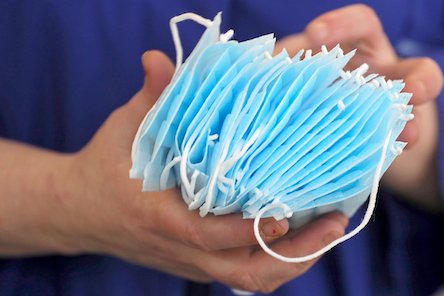 Свежие новости: В Польше отменили обязательное ношение масок на улицах