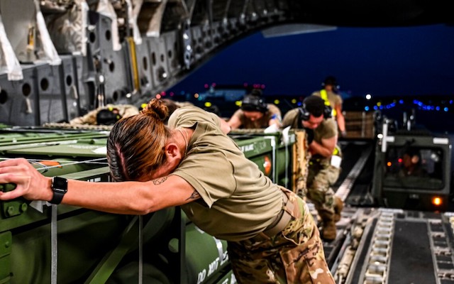 Свежие новости: США можуть оголосити новий пакет військової допомоги Україні, - ЗМІ