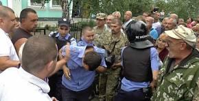 Свежие новости: Беспорядки продолжаются из-за смертельного инцидента с полицией под Николаевом (Видео)