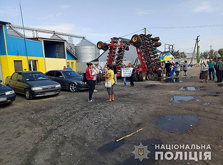 Свежие новости: На Харьковщине рейдеры со стрельбой пытались захватить элеватор