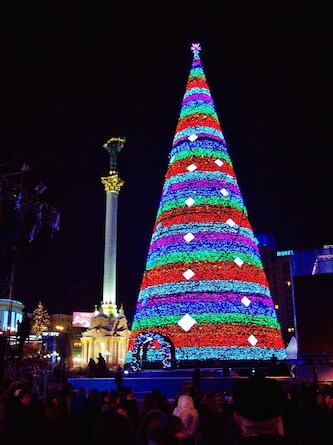 Свежие новости: Сегодня в Киеве зажгут новогоднюю елку: движение в центре будет ограничено