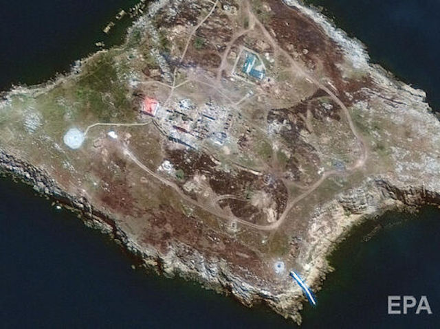 Свежие новости: Данілов: На Зміїному росіяни мали потужні позиції радіорозвідки, зараз жодного окупанта там немає