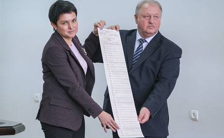 Свежие новости: Полиция Николаевщины будет искать в соцсетях сфотографированные бюллетени