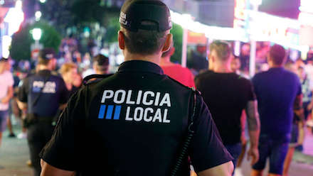 Свежие новости: Кашлял на коллег: арестовали мужчину, заразившего COVID-19 22 человека