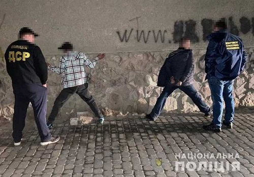 Свежие новости: Ликвидирован канал поставки наркотиков в Ивано-Франковское СИЗО, - Нацполиция