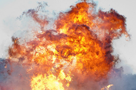 Свежие новости: В Первомайске неизвестные бросили во двор жилого дома взрывчатку