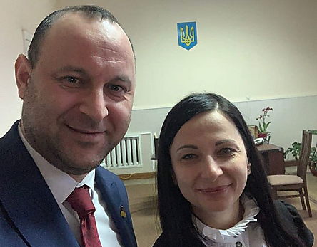 Свежие новости: Нардеп Негулевский лично поздравил свою помощницу с назначением главой Казанковской РГА