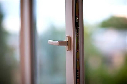 Свежие новости: В Кривом Роге ребенок погиб, выпав из окна