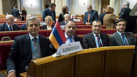 Свежие новости: Скандал на заседании ПАЧЭС Киеве: делегация Армении покинула зал