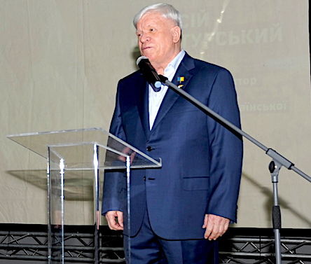 Свежие новости: Олексій Вадатурський виступив перед учасниками Всеукраїнського форуму лідерства