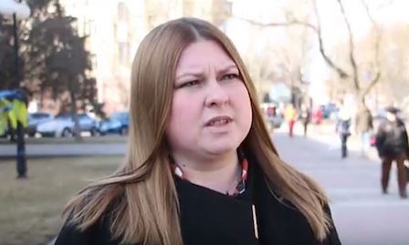 Свежие новости: Управделами Херсонского горсовета назвала николаевских депутатов «дегенератами с мандатами»