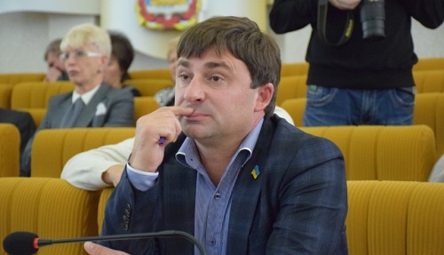 Свежие новости: Заместитель главы Николаевского облсовета Фроленко заявил, что он не собирается отказываться от надбавок к зарплате