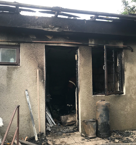 Свежие новости: Миколаїв: рятувальники ліквідували пожежу літньої кухні