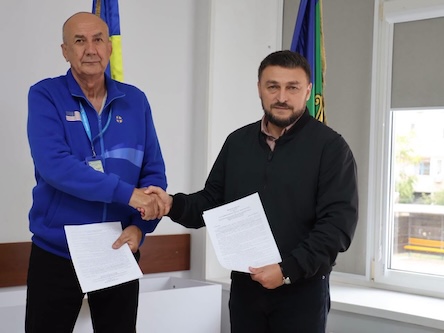 Свіжі новини: У Південноукраїнську планують встановити сонячну електростанцію для міської лікарні: Кухта підписав меморандум із «Карітасом»