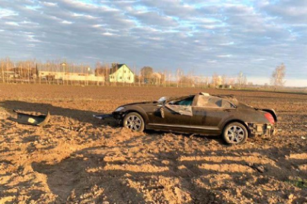 Свежие новости: ФОТО: Под Ровно в ДТП разбился закарпатский контрабандист Доки