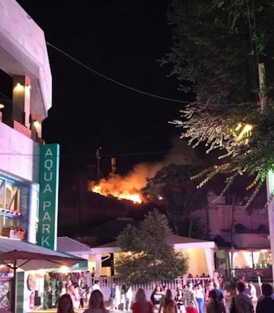 Свежие новости: После Ланжерона пожар вспыхнул еще и в Аркадии