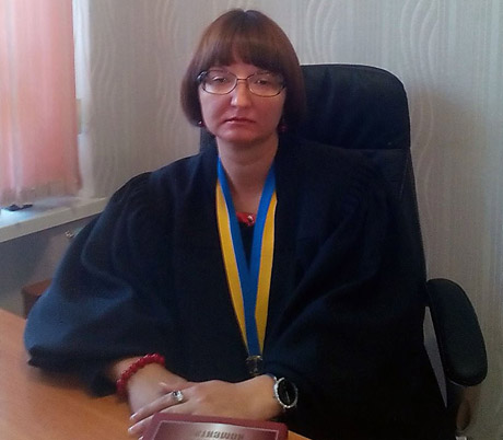 Свежие новости: В Первомайске судья обратилась в ВСП – утверждает, что ей препятствуют в участии в конкурсе в Высший антикоррупционный суд