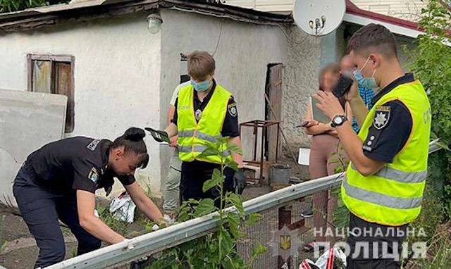 Свежие новости: У Первомайську подружжя вбило знайомого, його тіло розчленували та закопали