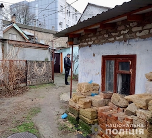 Фото новости: В Николаеве женщина зарезала мужа Свежие новости: В Николаеве женщина зарезала мужа