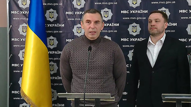 Свежие новости: Глава МВД показал пули, попавшие в водителя Шефира