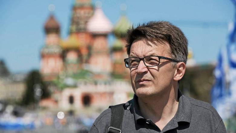 Свежие новости: Блогера из России облили кефиром