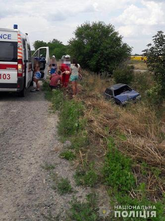 Свежие новости: ДТП на автодороге Н-14 «Николаев-Снигиревка»: травмированы шестеро детей