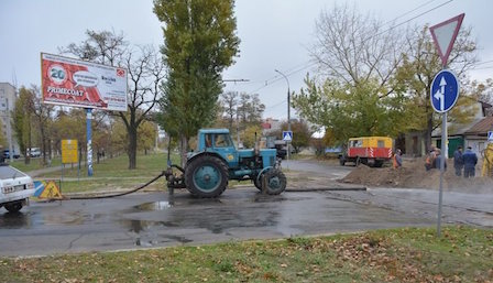 Свежие новости: В центре Николаева прорвало теплотрассу