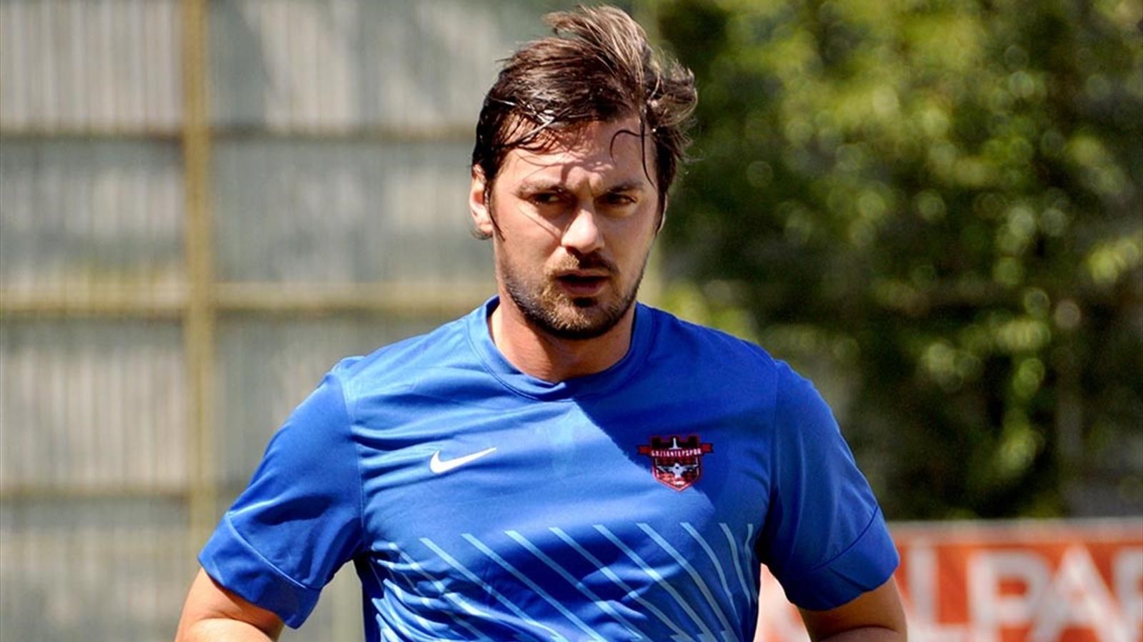 Фото новости: “Футболист Артем Милевский не сможет вернуться в родной клуб”, - Игорь Суркис Свежие новости: “Футболист Артем Милевский не сможет вернуться в родной клуб”, - Игорь Суркис