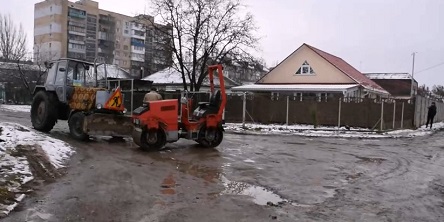 Свежие новости: В Николаеве дорожники месят грязь - «отмывают» бюджетные деньги