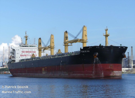 Свежие новости: ФОТО: В Николаев идет судно, капитан которого умер от коронавируса