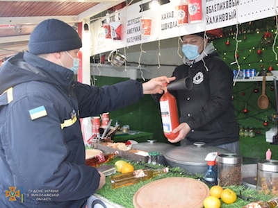 Свежие новости: В Николаеве инспекторы провели рейд на праздничной ярмарке