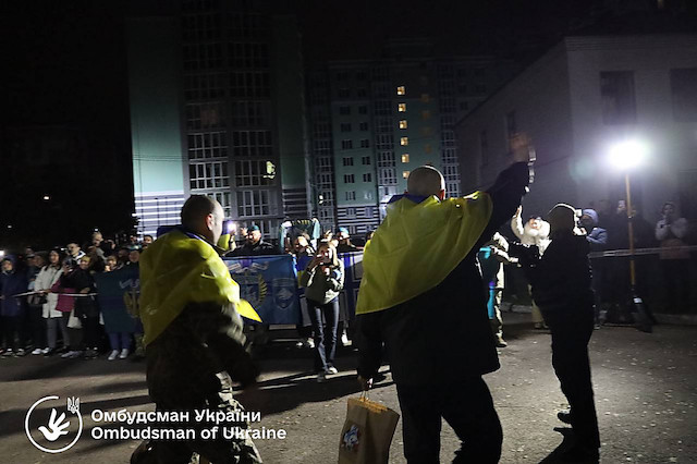 Свежие новости: З полону звільнили чотирьох миколаївських морпіхів