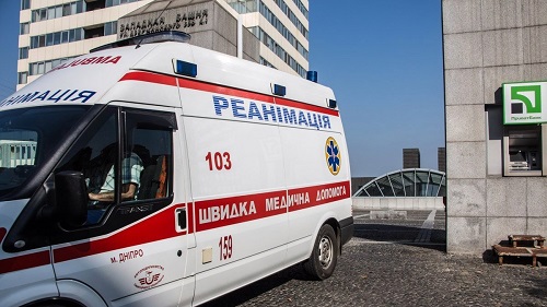 Свежие новости: В Николаеве мужчина искусал врачей скорой, которые пытались ему помочь