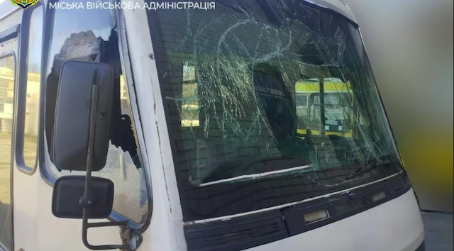 Свежие новости: Росіяни весь день атакують Херсон – вже поранені восьмеро людей