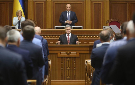 Свежие новости: Порошенко обозначил сроки закрепления курса на ЕС